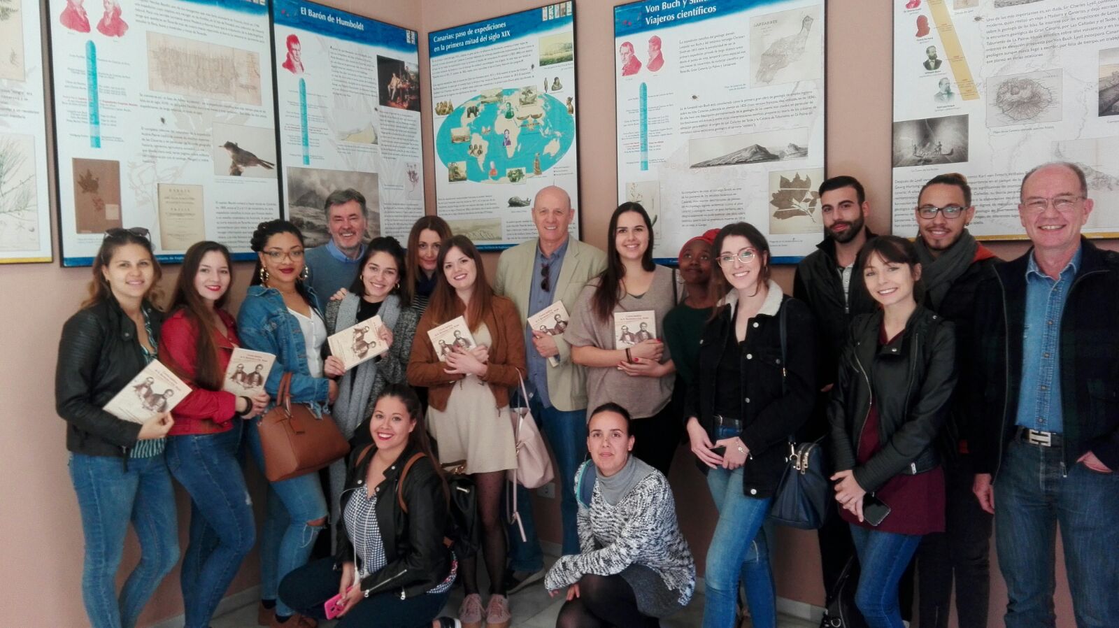 Visita de alumnos 4º Grado Estudios Francófonos Aplicados - 1