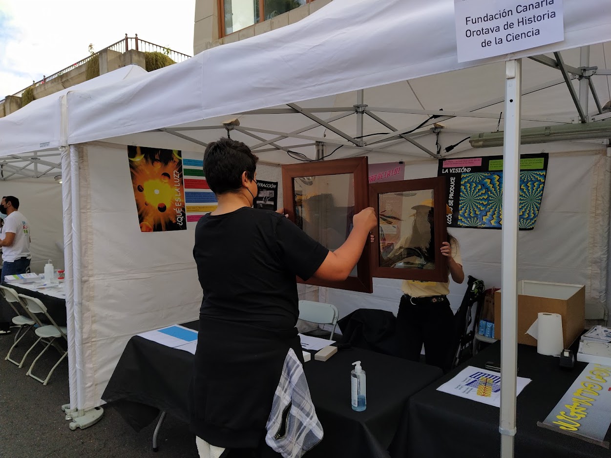 Polarización en caseta Feria de la Ciencia La Orotava 1