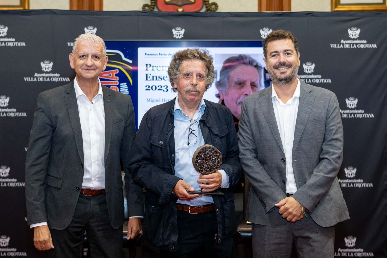 Premio enseñanza para Miguel Hernández 2